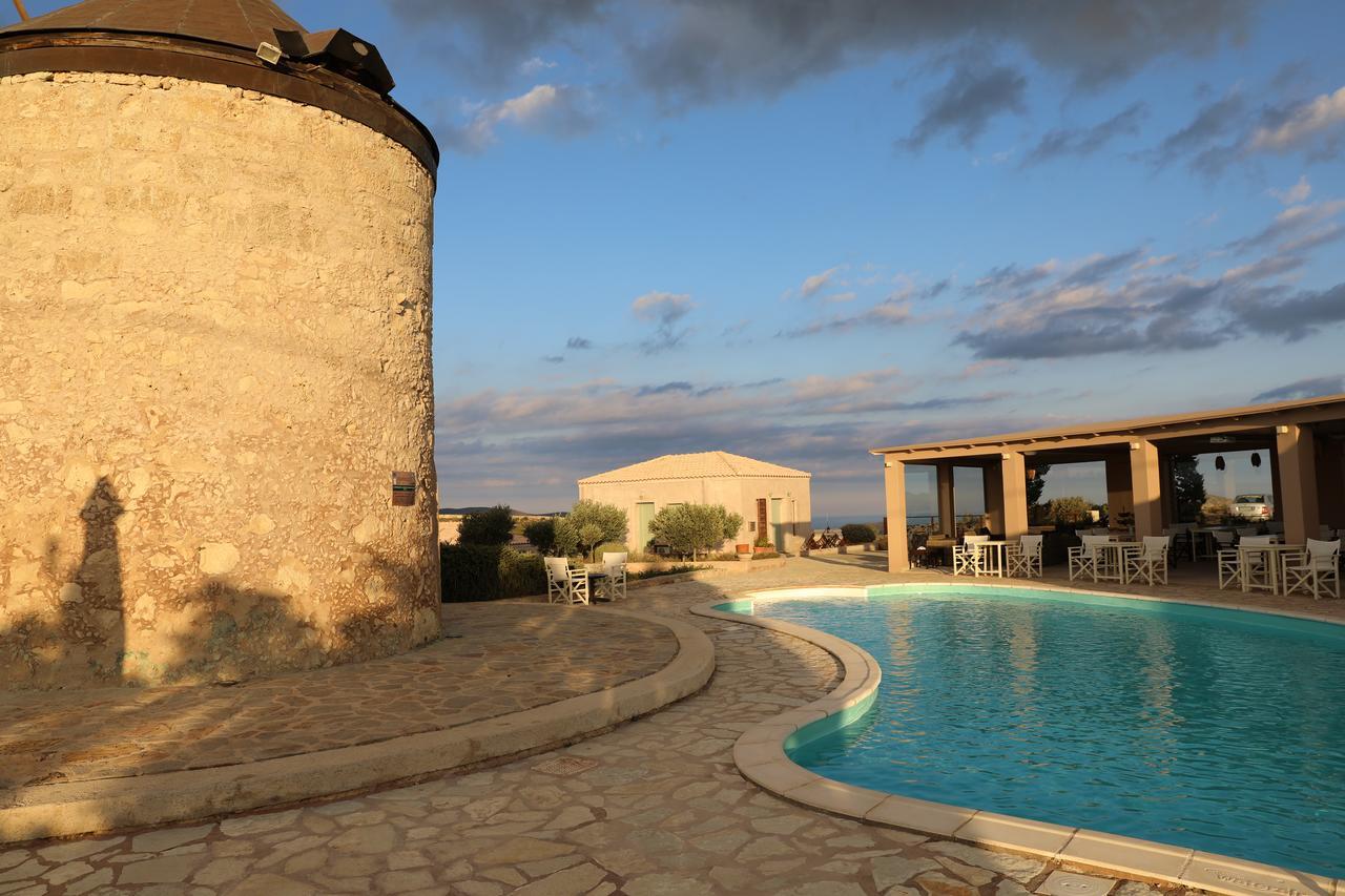 The Windmill Resort Mitata Экстерьер фото